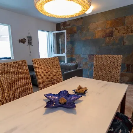 Blue Wave: Agradable Casa Con Fragancias A Mar. 度假居 蓬达德尔伊达尔戈